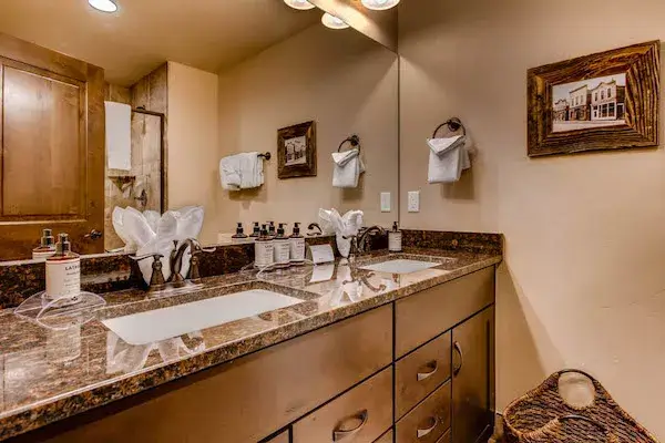 4 BD - Unit 76