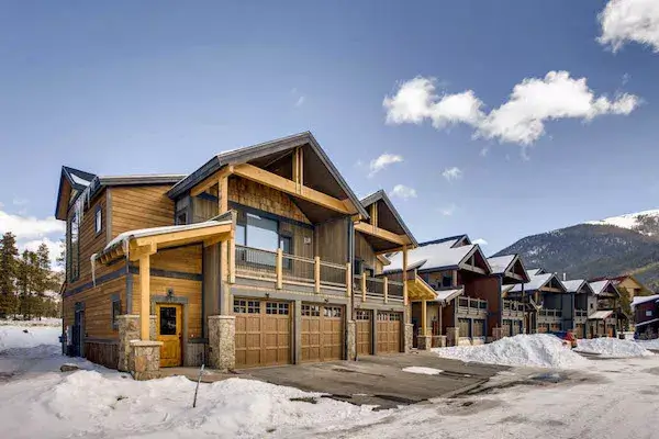 4 BD - Unit 76