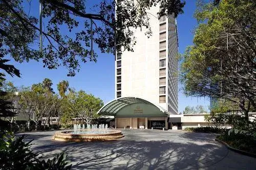 Exterior_01.jpg