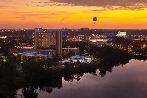 WLBVResort_nightview.jpg