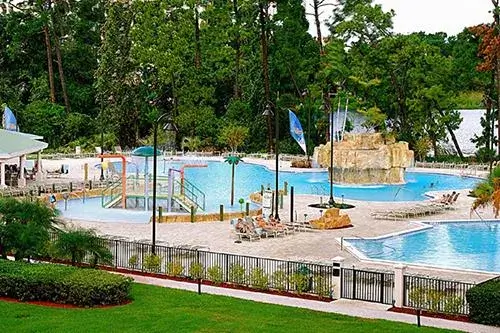 WLBVResort_Pool_01.jpg